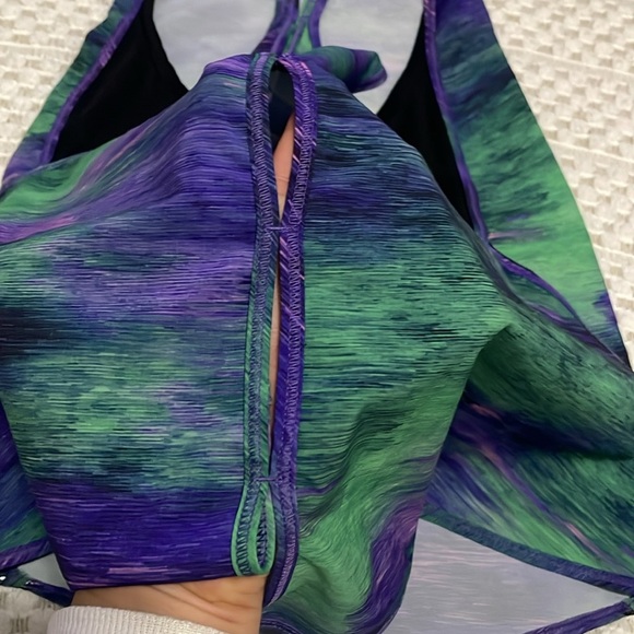 Lululemon Real Quick Singlet in Rio Nights - Picture 10 of 10